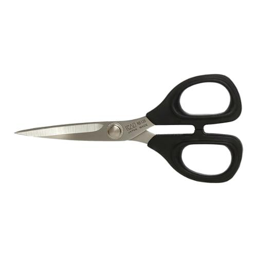 Kai 5 1/2" Embroidery Scissors